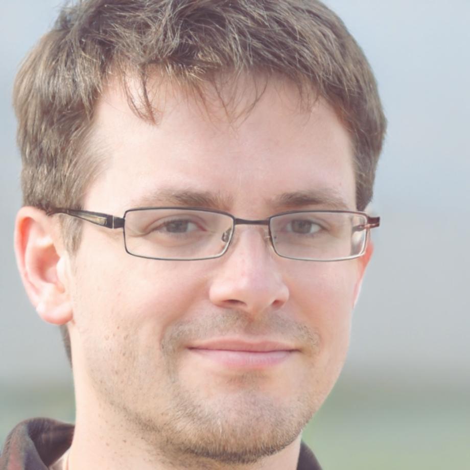 Rodrigo Valenzuela, coordinador de proyectos